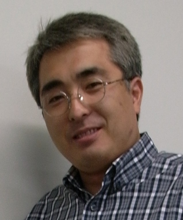 栗栖先生写真