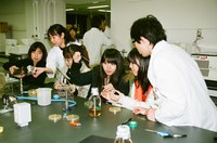 ２０１０年度　高校生のための公開講座「遺伝子操作を体験しよう」